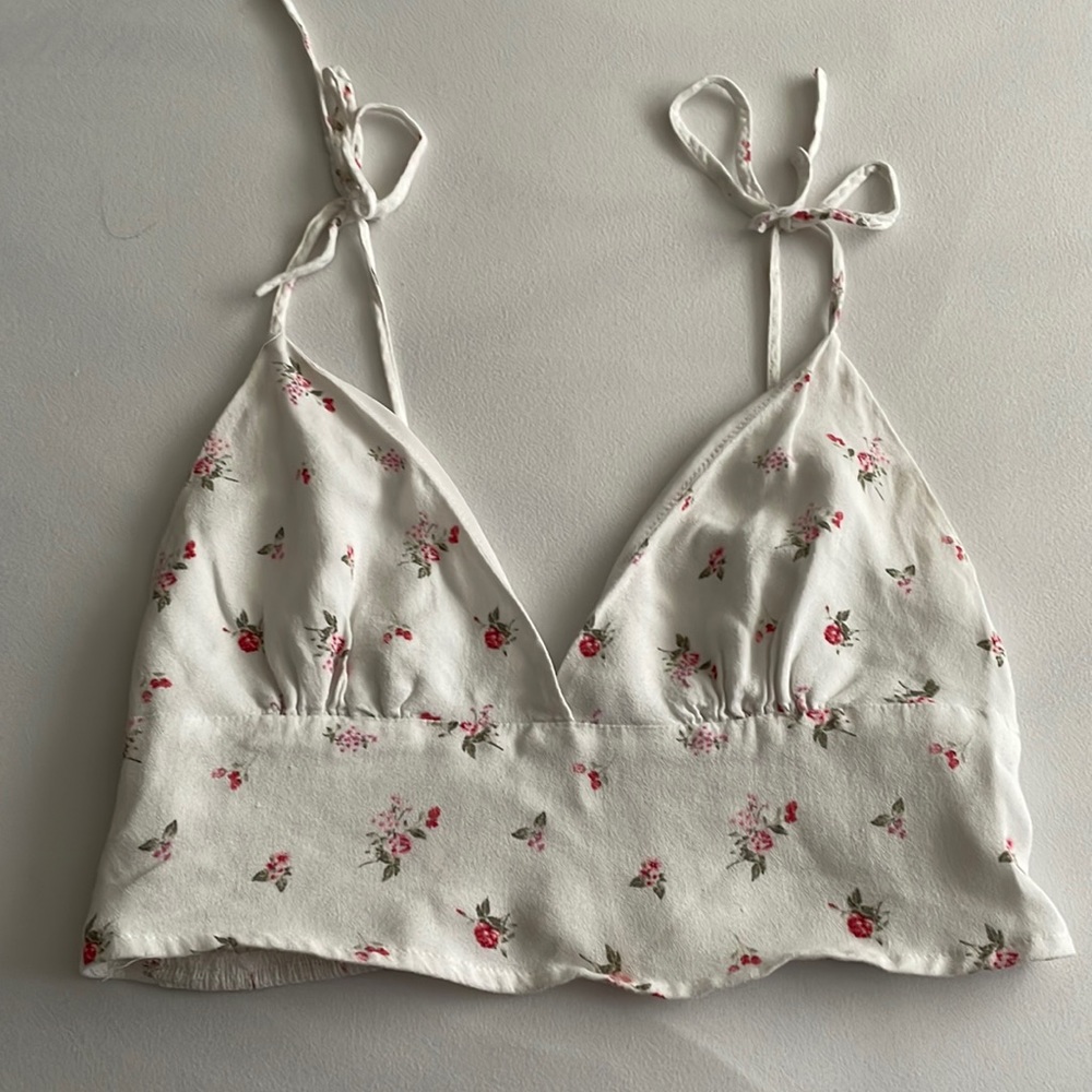 F21 floral crop top size m